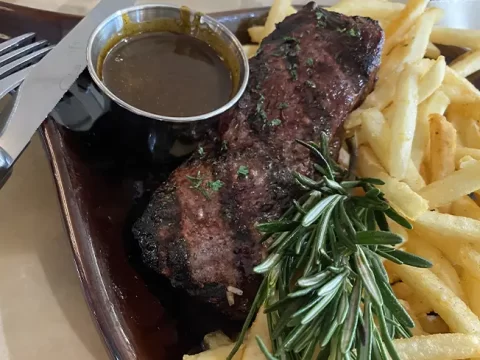 Hideaway Lounge steak dinner